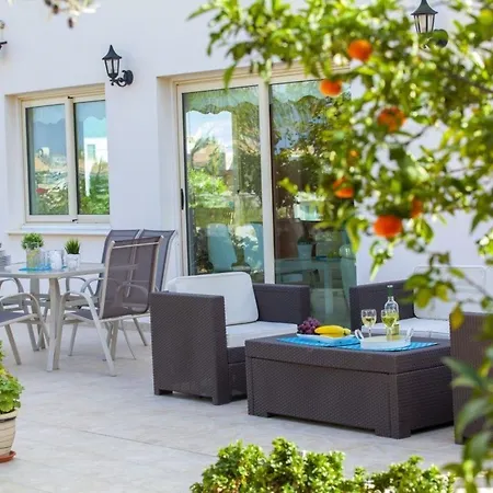 Villa Crystal Sea “with Jacuzzi Hot Tub” 117